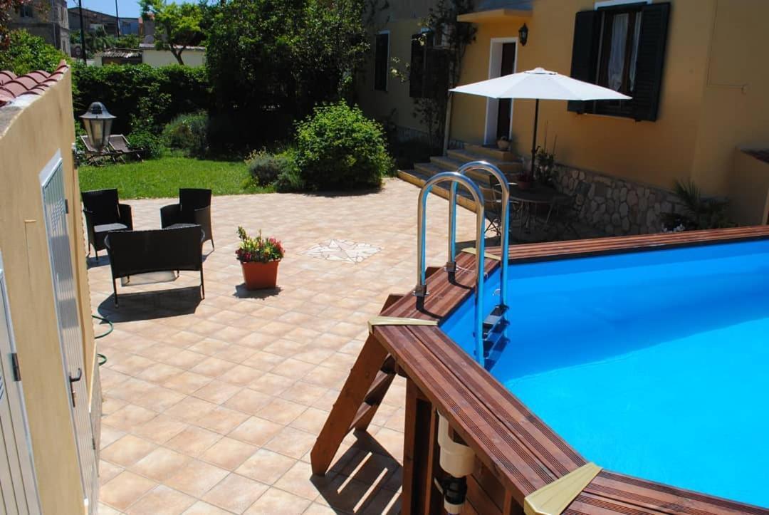 Bacu Abis B&B Del Viale מראה חיצוני תמונה