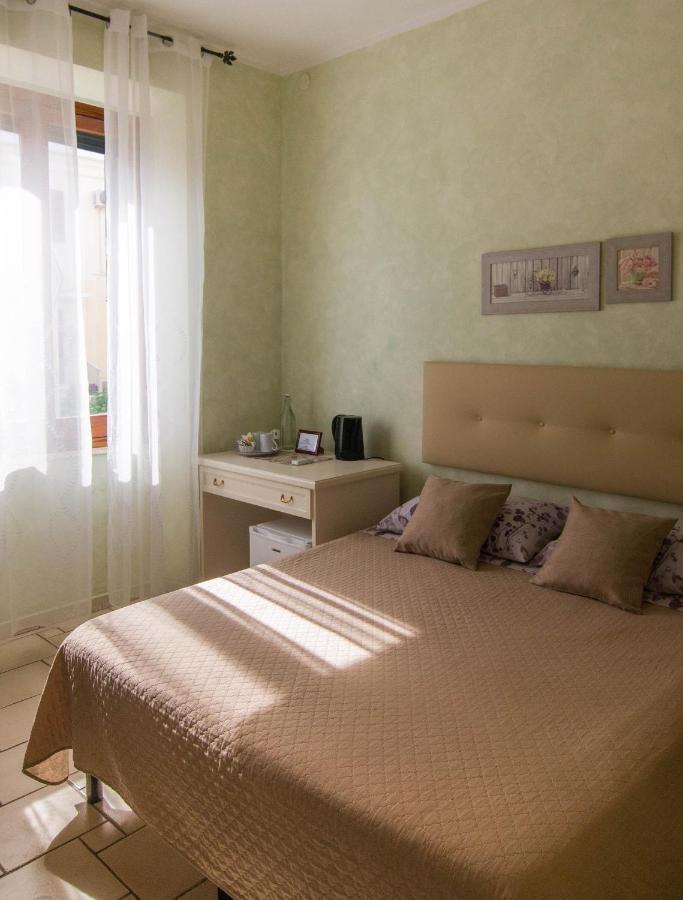 Bacu Abis B&B Del Viale מראה חיצוני תמונה