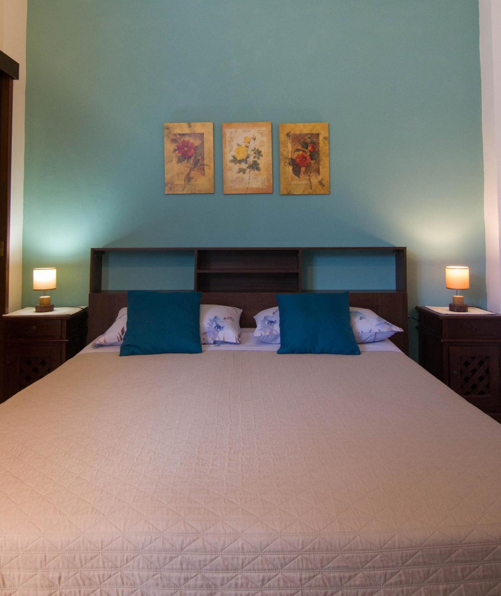 Bacu Abis B&B Del Viale מראה חיצוני תמונה